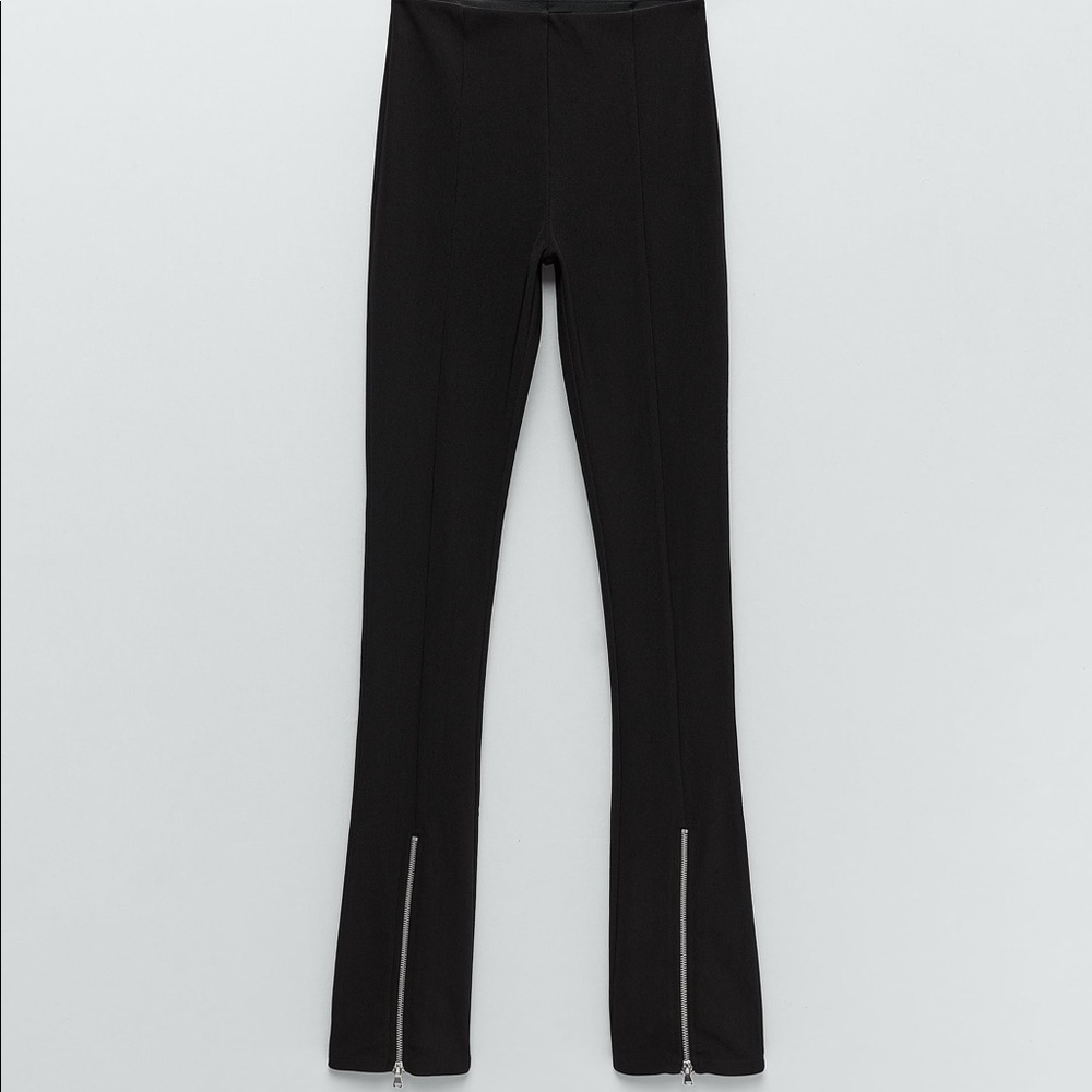 Ribbed leggings with zippers
